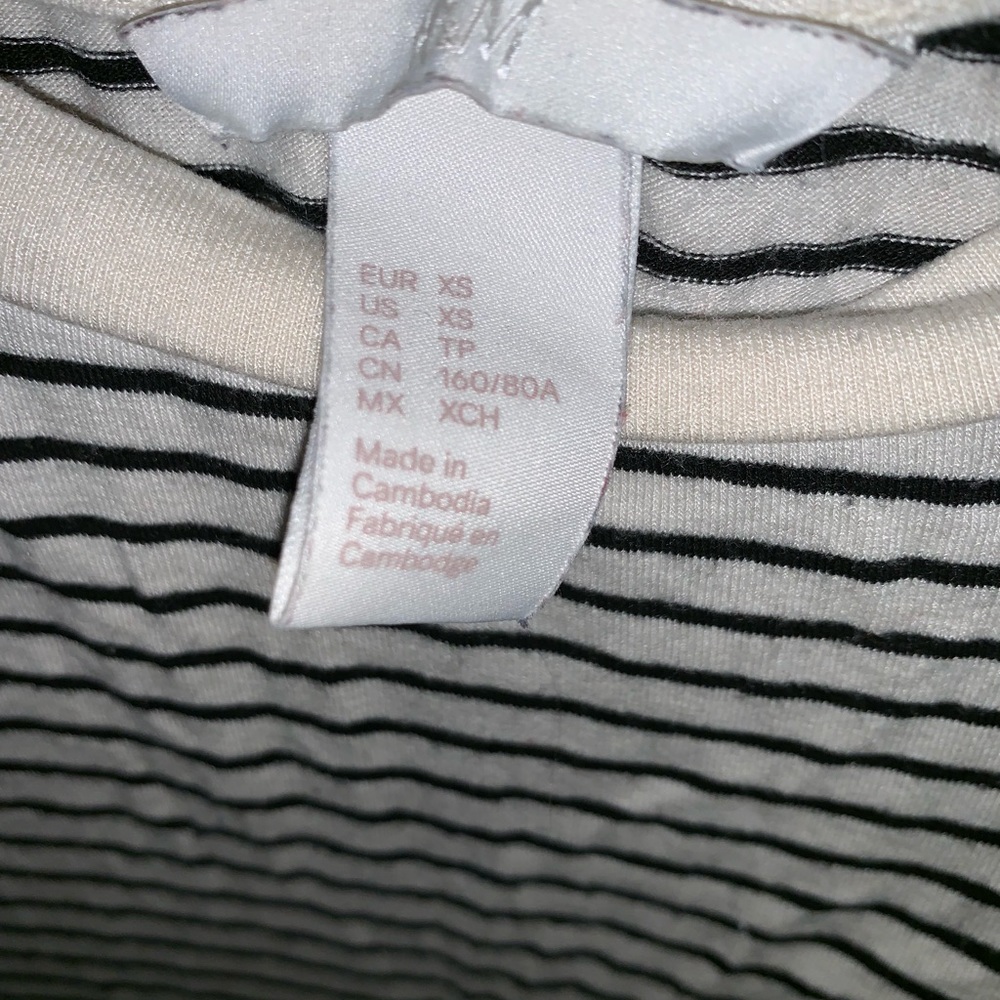 Basic tee - Picture 3 of 3